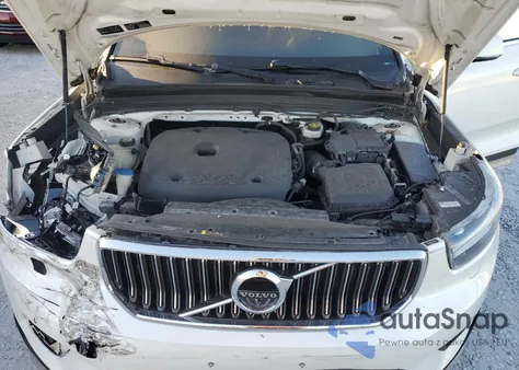 2019 Volvo Xc40 T5 Inscription из США, поврежденный, VIN YV4162UL5K2114549